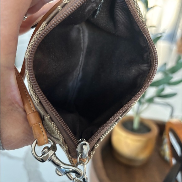 🍃🦋 Coach Brown & Tan Signature Canvas Leather Wristlet - Picture 9 of 11